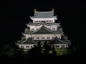 nagoya castle at night